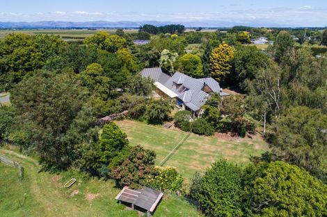 Photo of property in 154 Oroua Road, Kairanga, Palmerston North, 4475