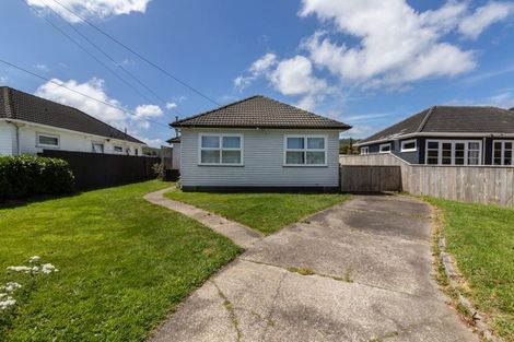 Photo of property in 43 Norfolk Street, Wainuiomata, Lower Hutt, 5014