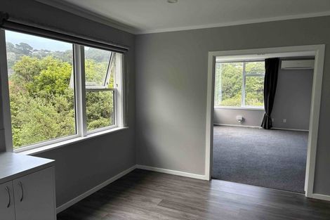 Photo of property in 19 Creswick Terrace, Northland, Wellington, 6012