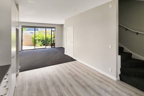 Photo of property in 33 Ron Deal Way, Epuni, Lower Hutt, 5011