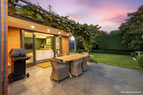 Photo of property in 11 Lloyd Street, Strowan, Christchurch, 8052