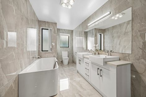 Photo of property in 10 Ballinabreen Road, Flat Bush, Auckland, 2019