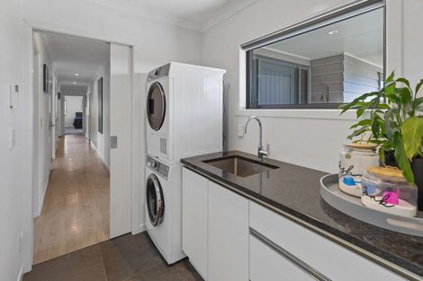 Photo of property in 126 Buller Road, Levin, 5571