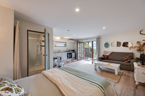 Photo of property in 41 Lookout Drive, Mount Creighton, Queenstown, 9371