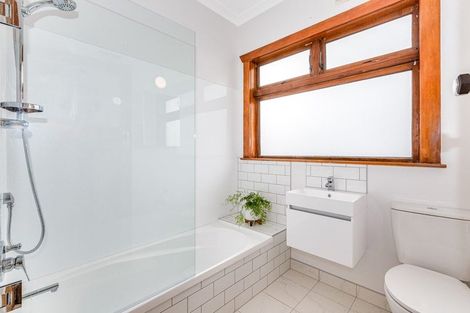 Photo of property in 10 Chelsea Street, Miramar, Wellington, 6022