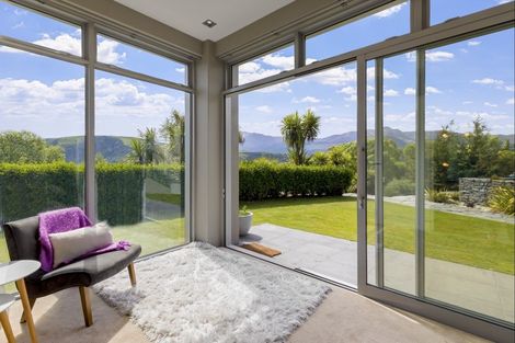 Photo of property in 37 Arrowtown-lake Hayes Road, Lake Hayes, Queenstown, 9371