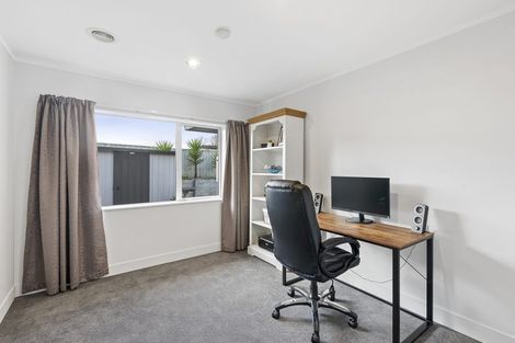 Photo of property in 11 Stella Court, Paraparaumu, 5032