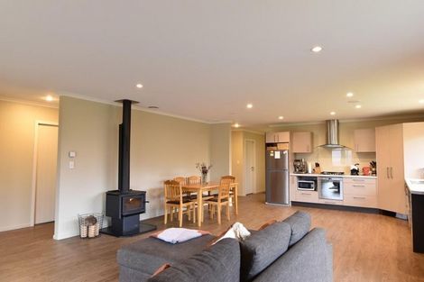 Photo of property in 16 Kakapo Lane, Motueka, 7120