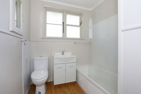 Photo of property in 18 Collins Crescent, Feilding, 4702