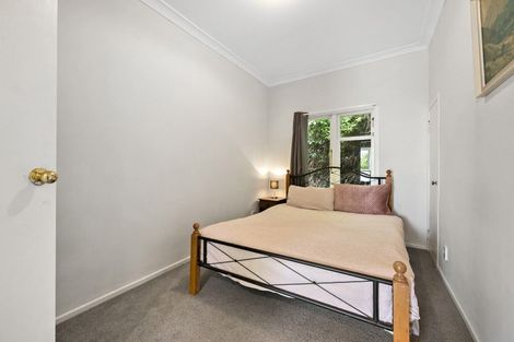 Photo of property in 15 Ferry Road, Days Bay, Lower Hutt, 5013