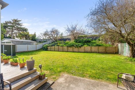 Photo of property in 12 Hurworth Place, College Estate, Whanganui, 4500