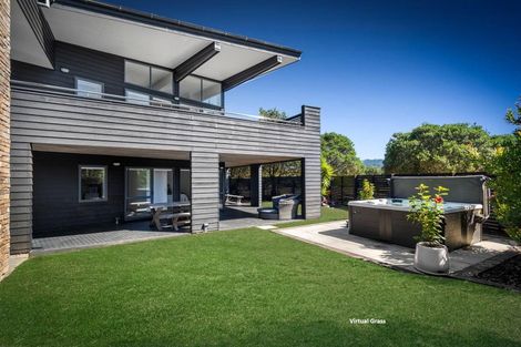 Photo of property in 35 Lagoon Way, Omaha, 0986