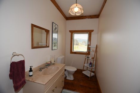 Photo of property in 64 Dennis Road, Kaipara Flats, Warkworth, 0981