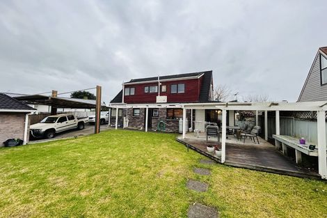 Photo of property in 58 Carnoustie Drive, Wattle Downs, Auckland, 2103