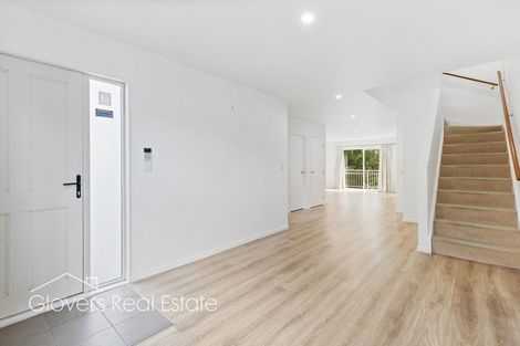 Photo of property in 2/18 Wattle Street, New Lynn, Auckland, 0600