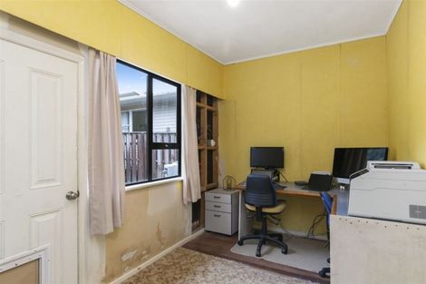 Photo of property in 53 Fraser Avenue, Johnsonville, Wellington, 6037