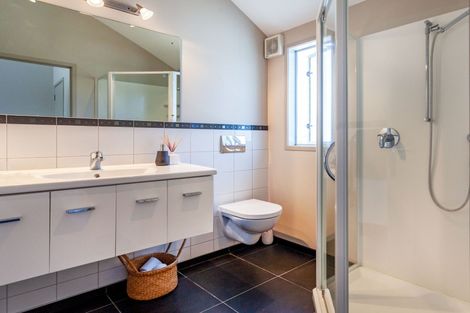 Photo of property in 17 Hahei Beach Road, Hahei, Whitianga, 3591