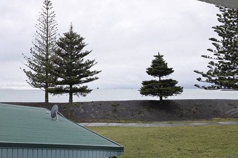 Photo of property in 9a Charles Street, Westshore, Napier, 4110