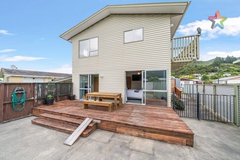Photo of property in 30 Matthews Road, Wainuiomata, Lower Hutt, 5014