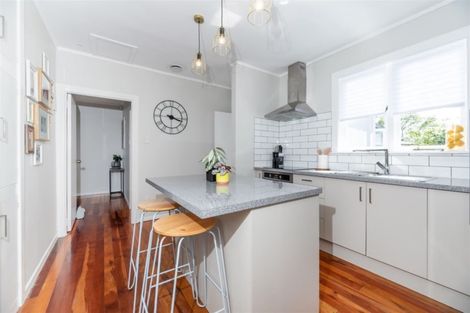 Photo of property in 23a Riserra Drive, Ranui, Auckland, 0612