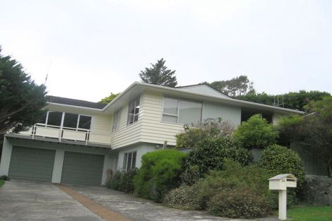 Photo of property in 12 Greyfriars Crescent, Tawa, Wellington, 5028