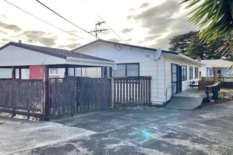 Photo of property in 1/94 Sturges Road, Henderson, Auckland, 0612