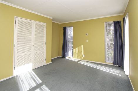 Photo of property in 24 Stillwater Place, Westbrook, Palmerston North, 4412