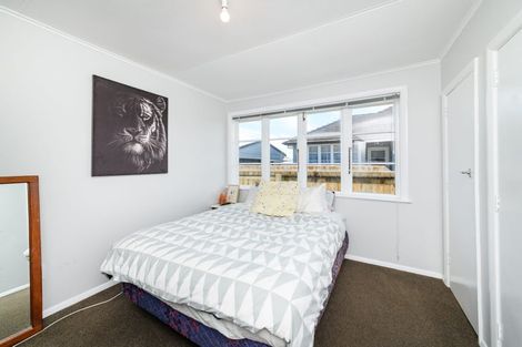 Photo of property in 18b Thames Street, Roslyn, Palmerston North, 4414