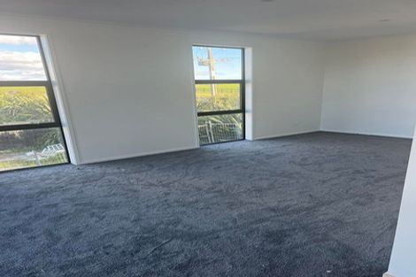 Photo of property in 17 Rosslands Avenue, Karaka, 2124