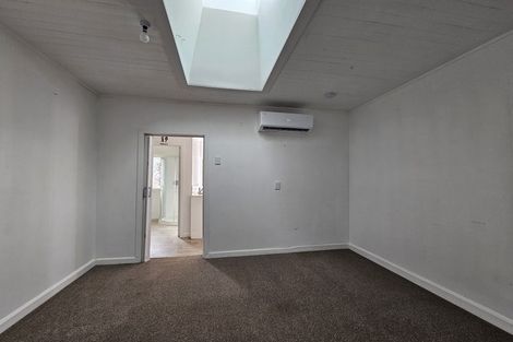 Photo of property in 60 Seafront Road, Castlecliff, Whanganui, 4501