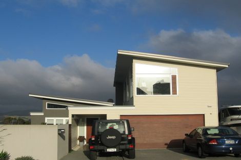 Photo of property in 10 Saint Austell Close, Camborne, Porirua, 5026