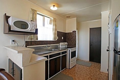 Photo of property in 9 Oak Avenue, Nawton, Hamilton, 3200