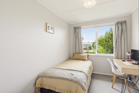 Photo of property in 22 Gray Avenue, Paraparaumu Beach, Paraparaumu, 5032