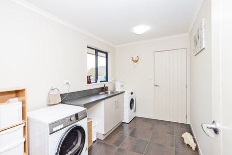 Photo of property in 53 Hoffman Court, Waikiwi, Invercargill, 9810