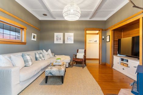 Photo of property in 220 Waitaha Road, Welcome Bay, Tauranga, 3112