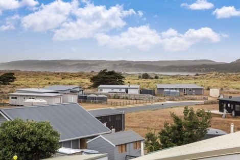 Photo of property in 17 Westside Road, Port Waikato, Tuakau, 2695