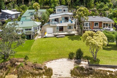 Photo of property in 47 Pohutukawa Avenue, Shelly Park, Auckland, 2014