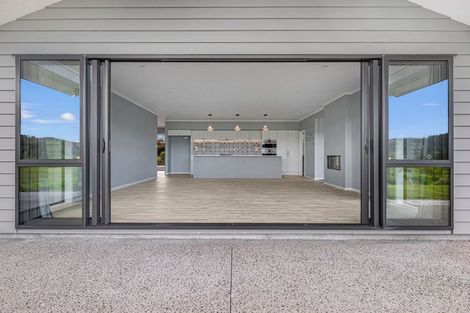 Photo of property in 8 Awatiro Drive, Kaukapakapa, 0871