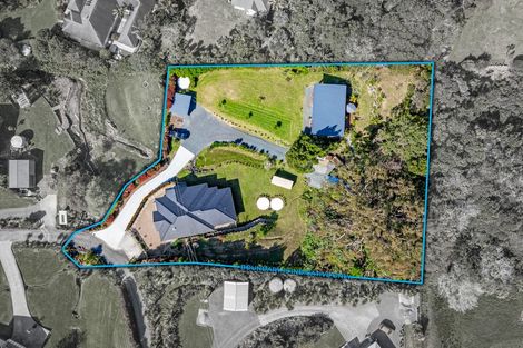 Photo of property in 5b Hobbs Road, Matakatia, Whangaparaoa, 0930