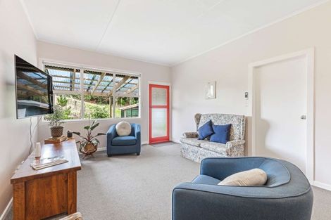 Photo of property in 13 Makere Street, Waitara, 4320