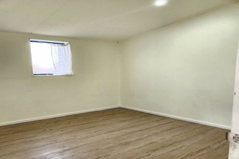 Photo of property in 32 Heathdale Crescent, Papakura, 2110