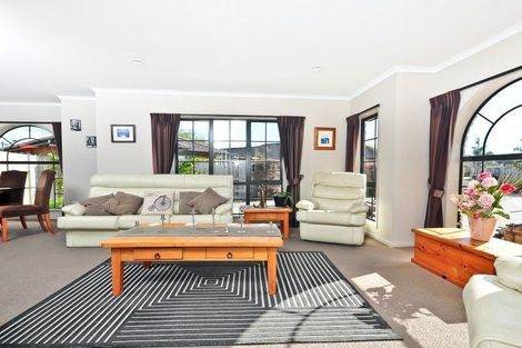 Photo of property in 56 Farringdon Avenue, Rototuna North, Hamilton, 3210