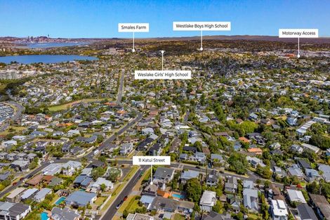 Photo of property in 11 Katui Street, Castor Bay, Auckland, 0620