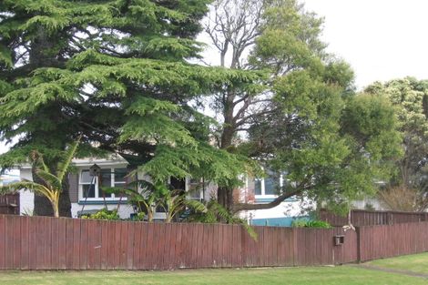 Photo of property in 2 Rawhiti Street, Greerton, Tauranga, 3112