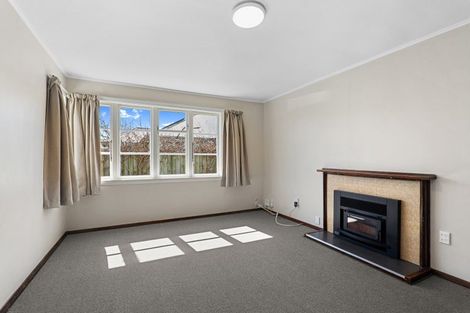 Photo of property in 24 Oakland Street, Northcote, Christchurch, 8052