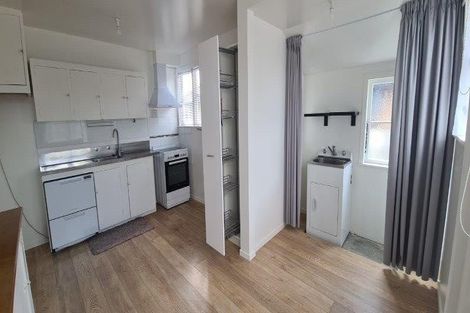 Photo of property in 1 Pinfold Avenue, Hamilton East, Hamilton, 3216