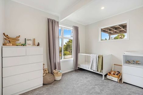 Photo of property in 8 James Mcleod Road, Shelly Beach, Helensville, 0874