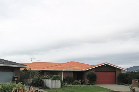 Photo of property in 3a Trinity Place, Paraparaumu Beach, Paraparaumu, 5032