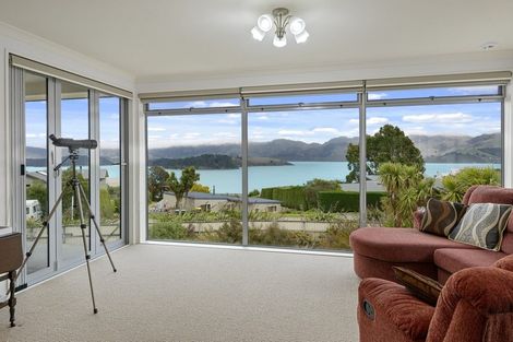 Photo of property in 2 Athol Place, Diamond Harbour, 8971