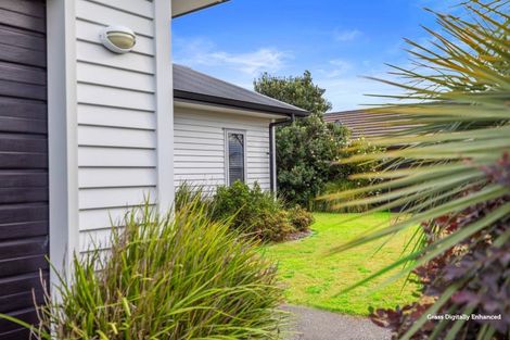 Photo of property in 16 Raiha Street, Papamoa Beach, Papamoa, 3118